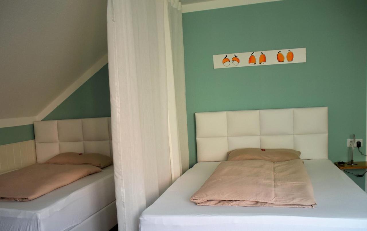 Ferienwohnung Auf Dem Dorf, Kuelsheim Exteriör bild